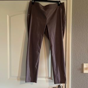 Maurices NWOT size 18W Regular